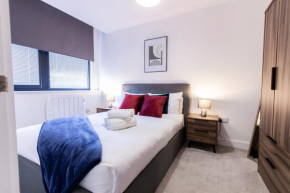 Trendy Apt in the Heart of MCR with Parking